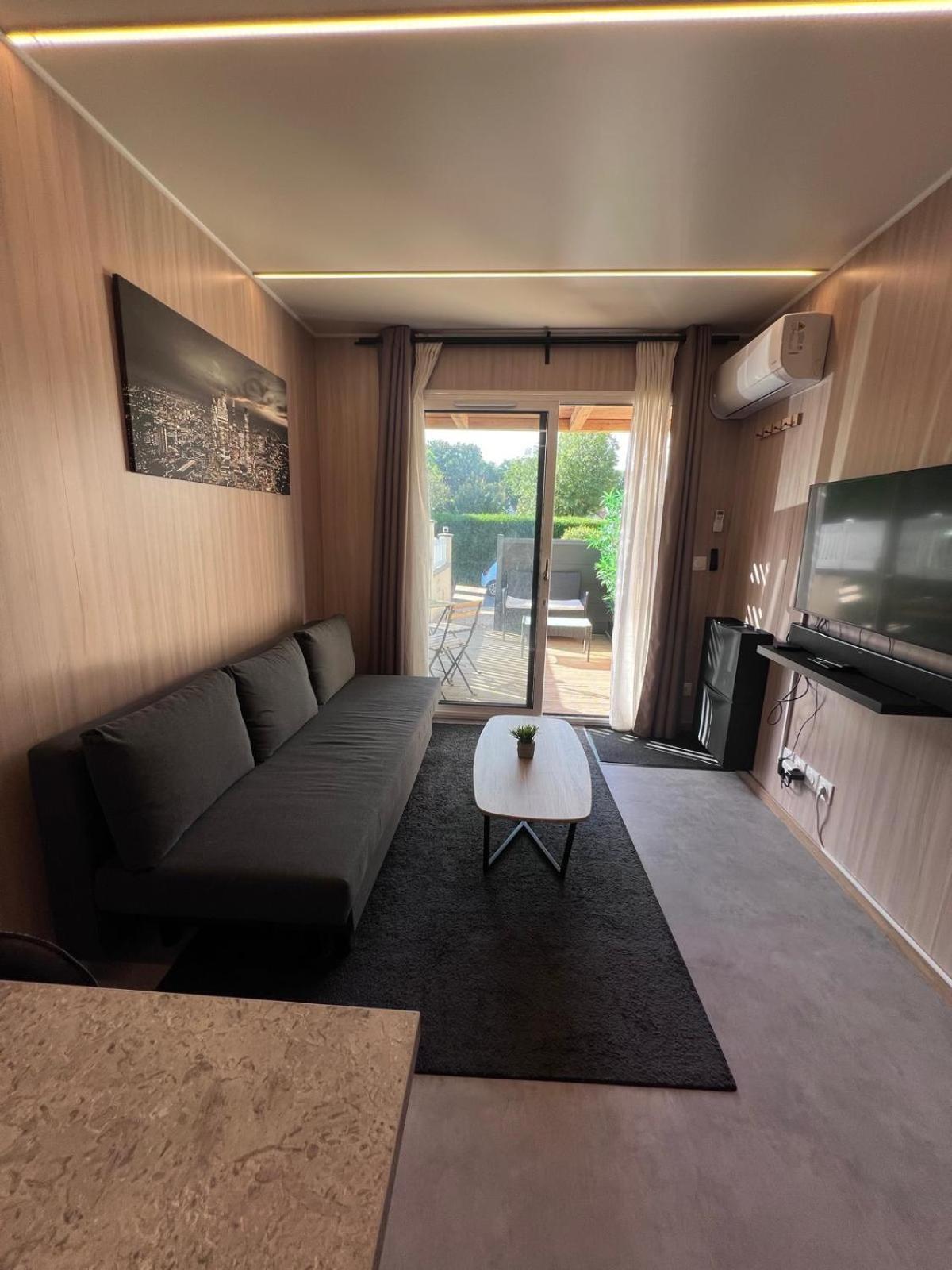 Tiny House Pour 4 A Disneyland Paris Hébergement de vacances Coutevroult
